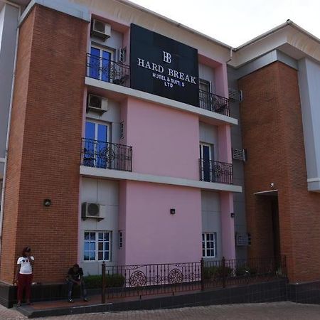 Hard Break Hotel Enugu Ngoại thất bức ảnh