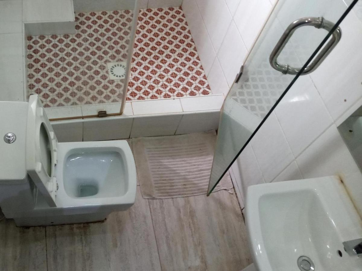 Hard Break Hotel Enugu Ngoại thất bức ảnh