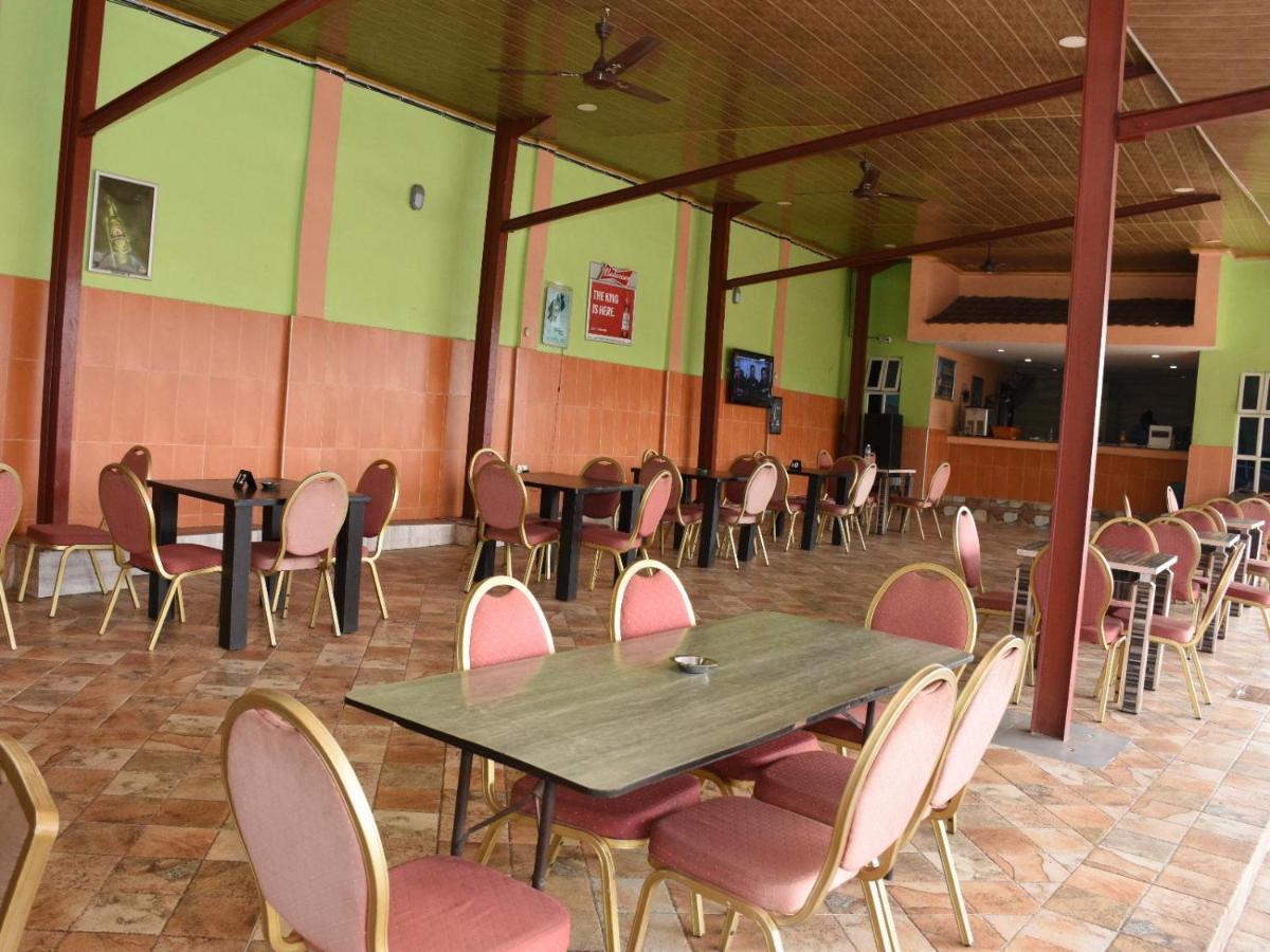 Hard Break Hotel Enugu Ngoại thất bức ảnh