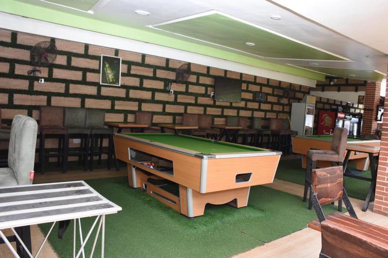 Hard Break Hotel Enugu Ngoại thất bức ảnh